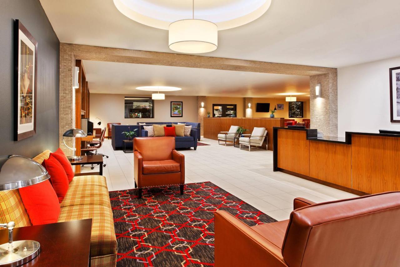 Four Points By Sheraton 大学城 外观 照片